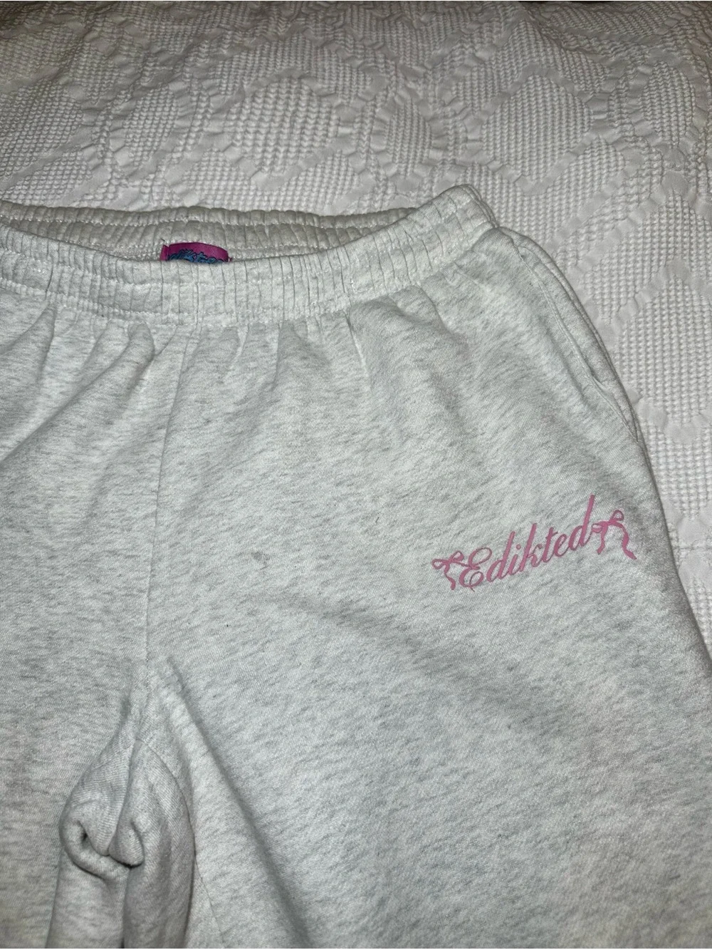 Edikted sweatshirt size
